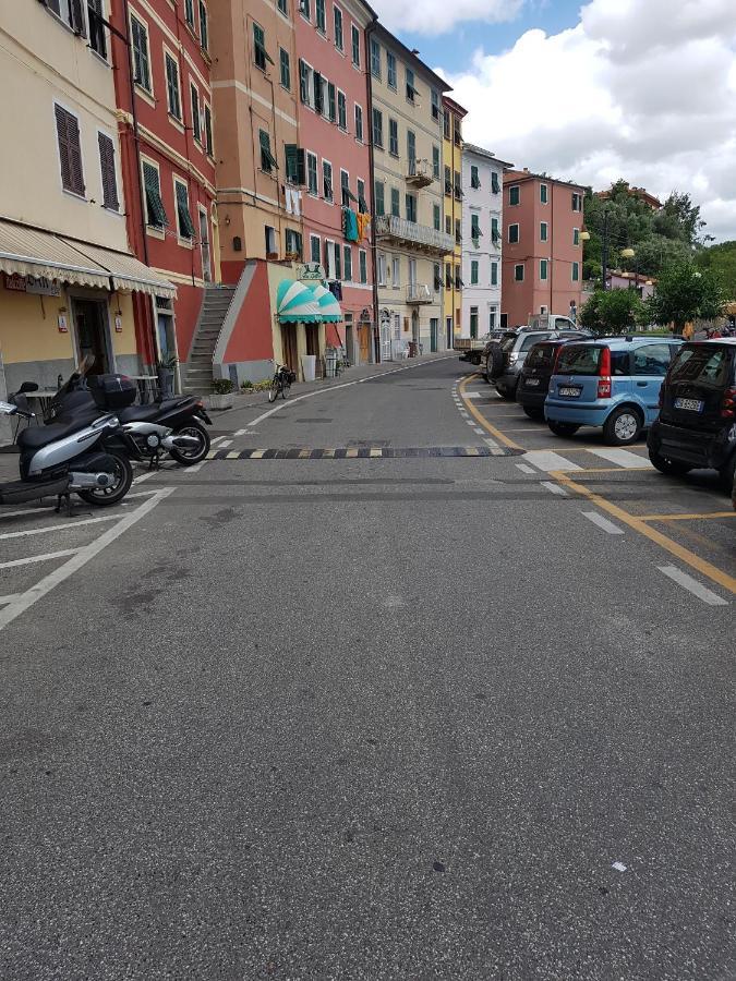 费扎诺Carugio Del Fezzano住宿加早餐旅馆 外观 照片