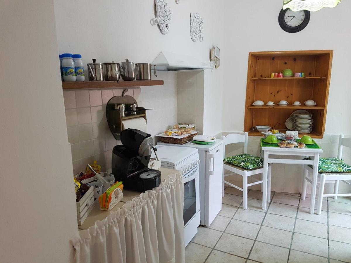 费扎诺Carugio Del Fezzano住宿加早餐旅馆 外观 照片