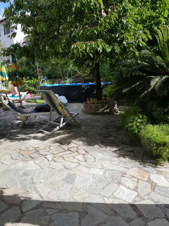 费扎诺Carugio Del Fezzano住宿加早餐旅馆 外观 照片